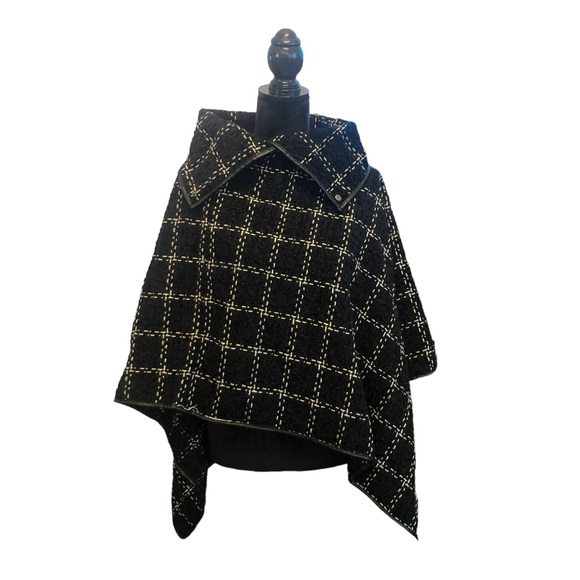 A&O International Black Checked Wrap size S/M - Picture 7 of 14